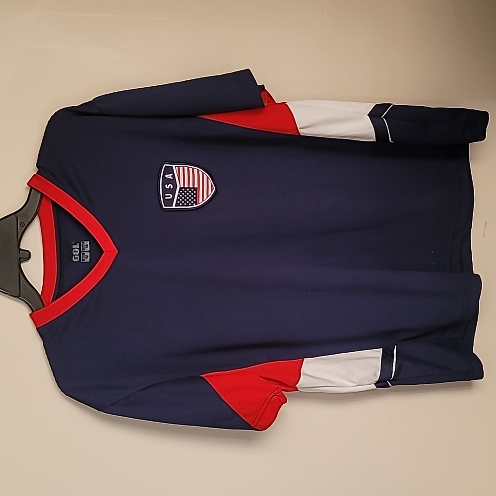 Size medium USA soccer jersey
